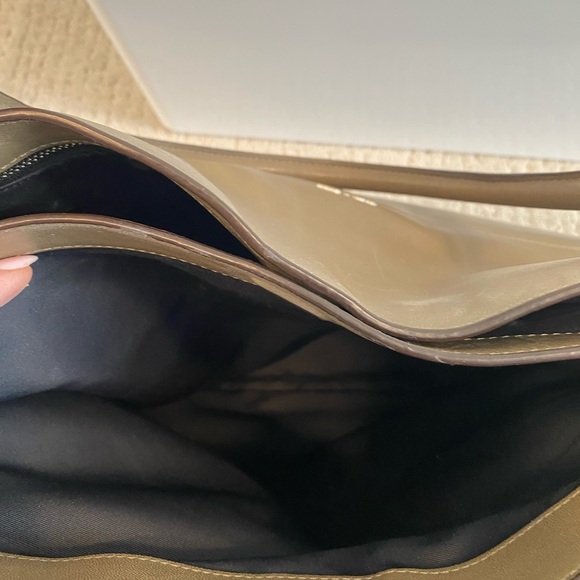 Coach Olive Leather Shoulder Bag - Picture 8 of 11